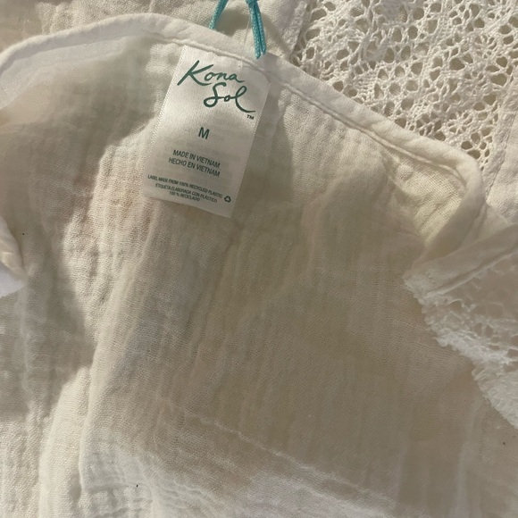 white beach cover up - Picture 3 of 3